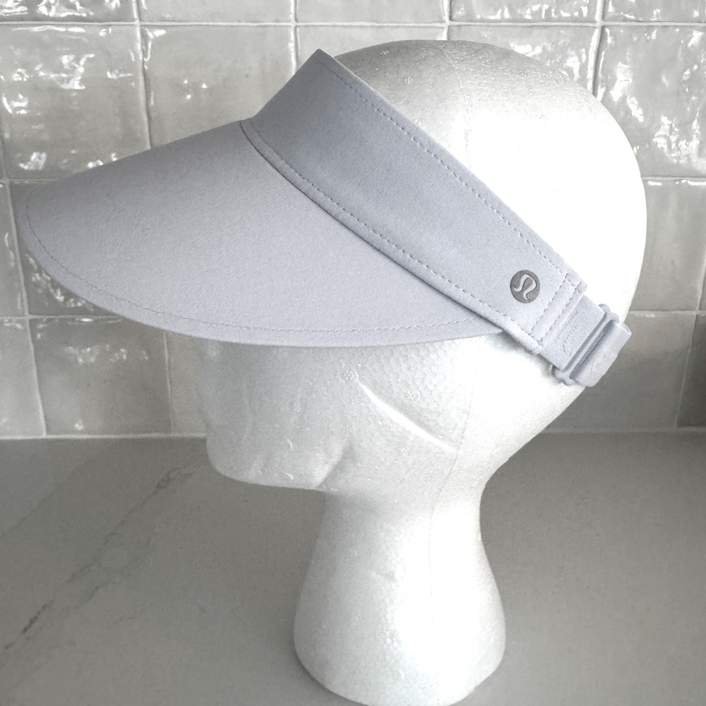 Lululemon Fast Paced Visor Women OS White Wide Brim Adjustable Running Hat